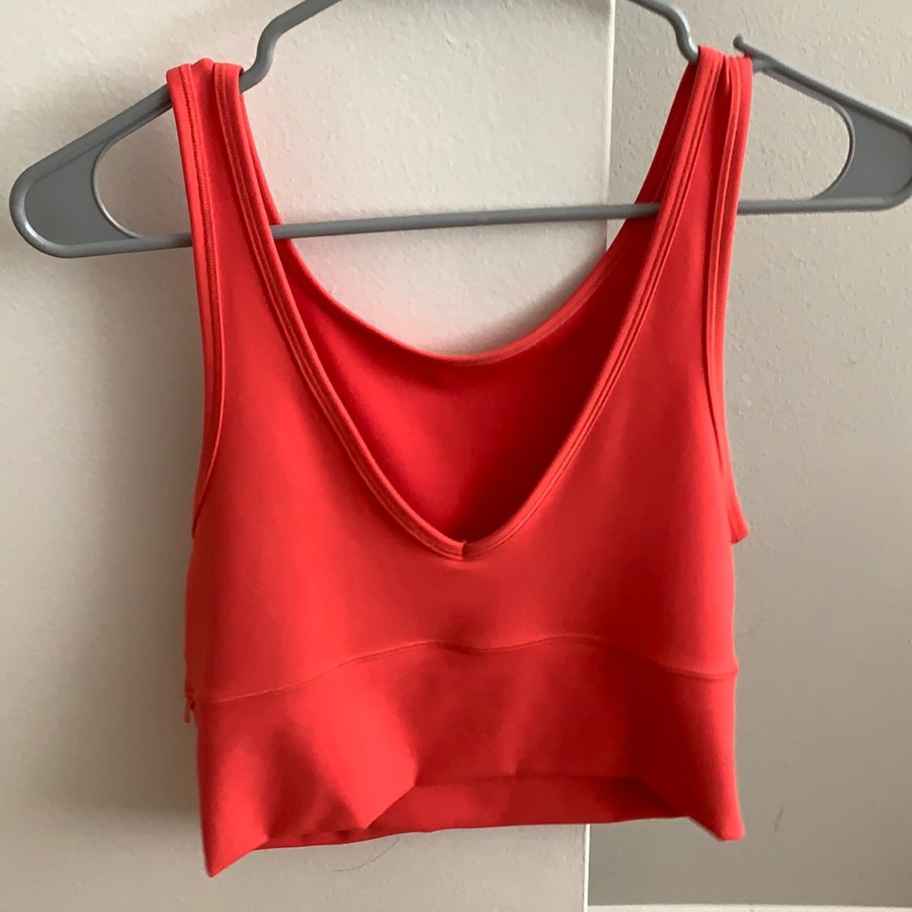 Lululemon Power Pivot Tank Top~ not ribbed🍋